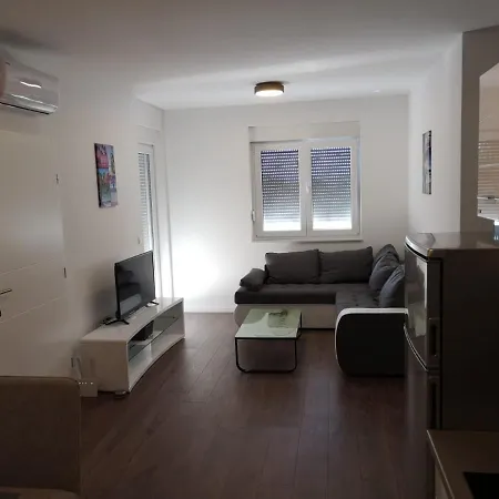 Navis Apartment Supetarska Draga Exterior photo