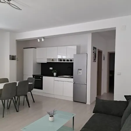 Navis Apartment Supetarska Draga Exterior photo