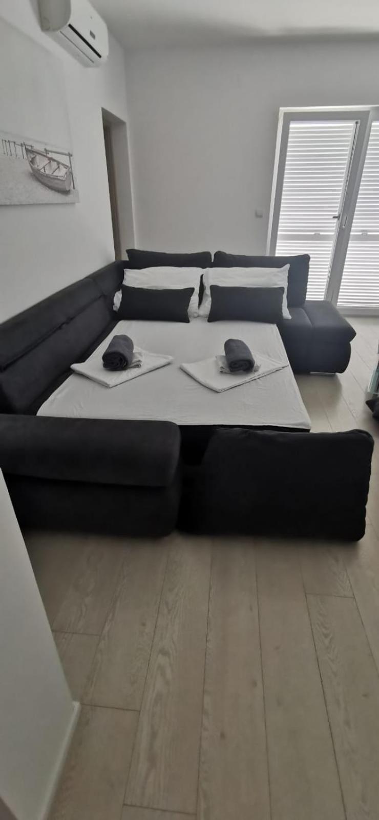 Navis Apartment